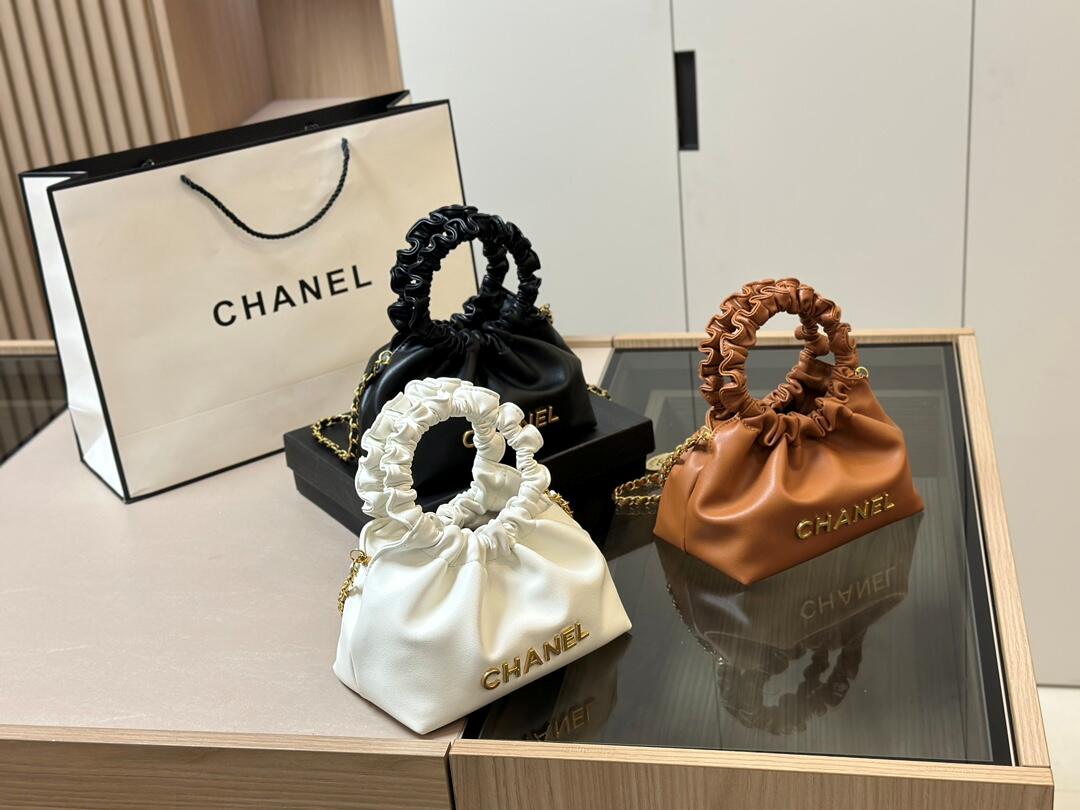 𝘝𝘪𝘯𝘵𝘢𝘨𝘦 Chanel  ★(大人気で即完売)入手困難チェーン